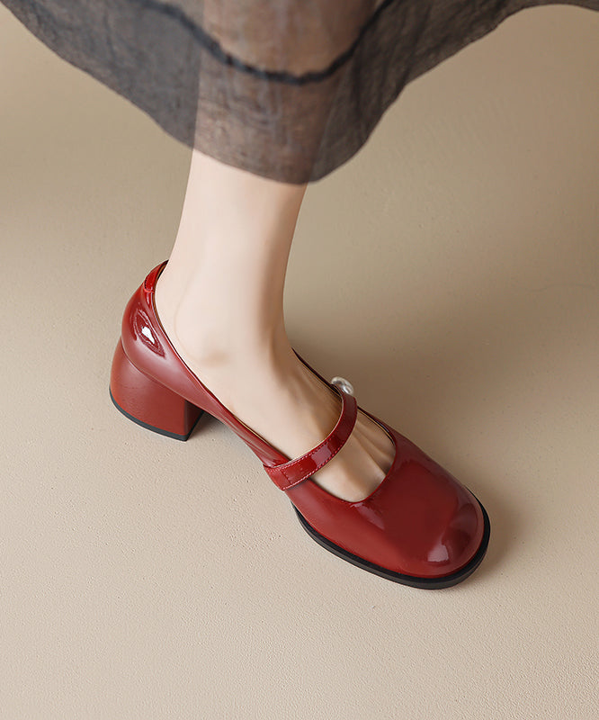 Polished Heels with an Effortless Classic Look