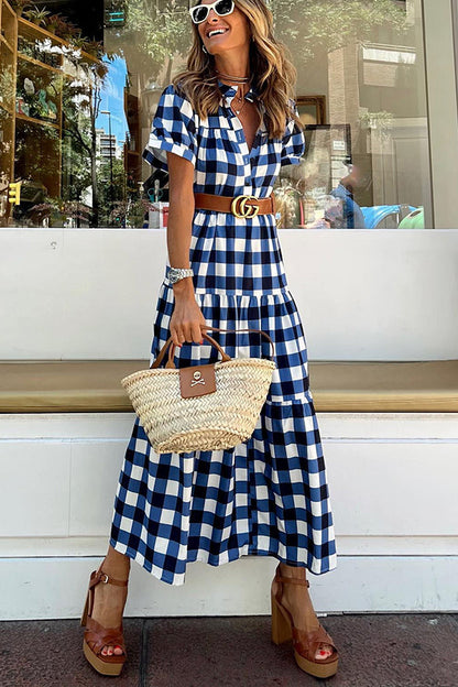 Sophisticated Dress with a Clean Classic Look
