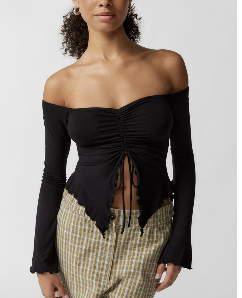 Classic Vintage Top with a Flattering Fit