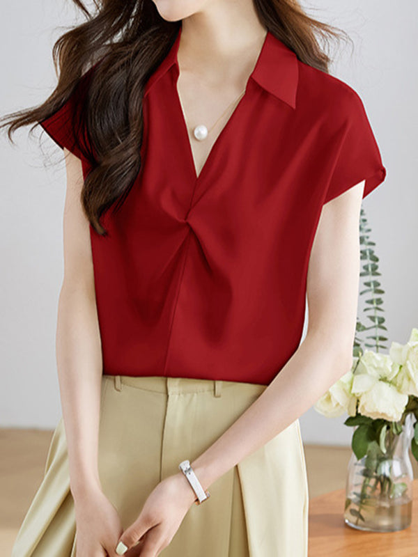 Effortlessly Elegant Blouse with a Timeless Design