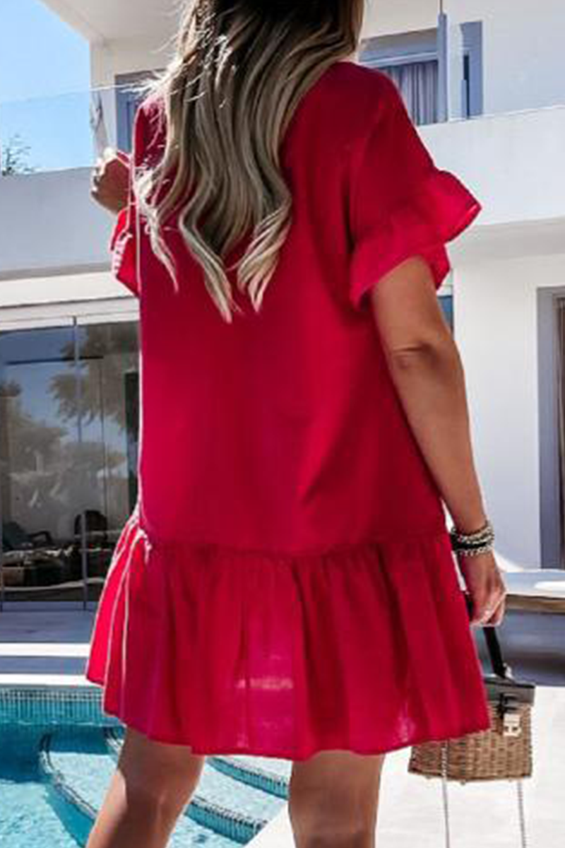 Gracefully Styled Dress for Any Occasion