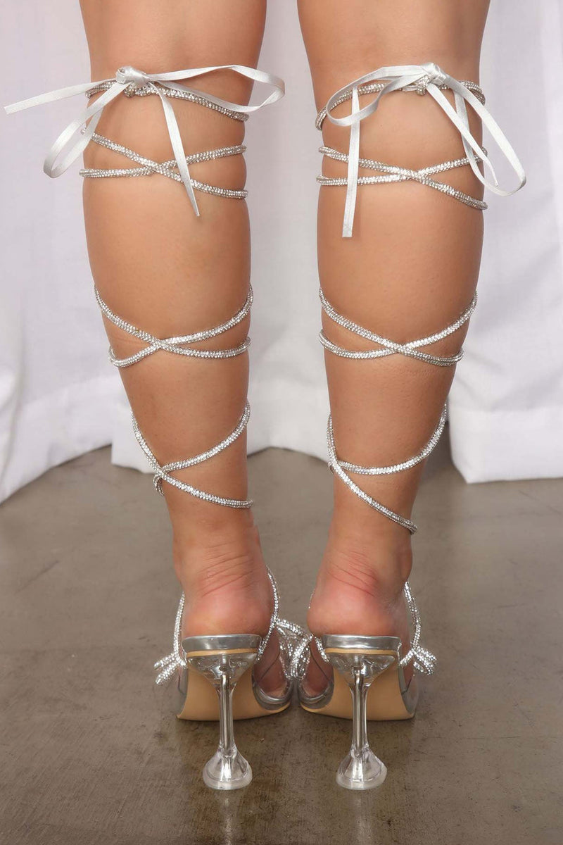 Polished Heels with an Effortless Classic Look