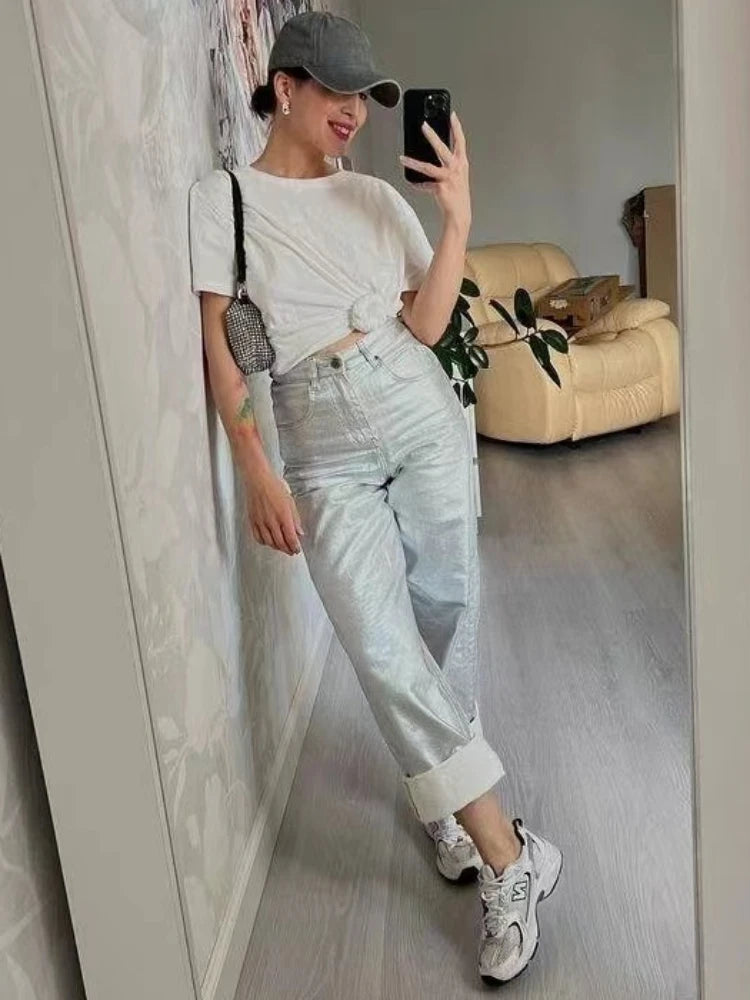 Sophisticated Pants with a Clean Classic Look