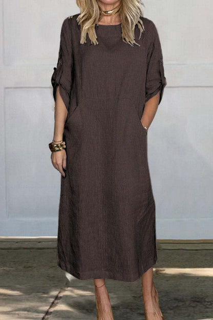 Gracefully Styled Dress for Any Occasion