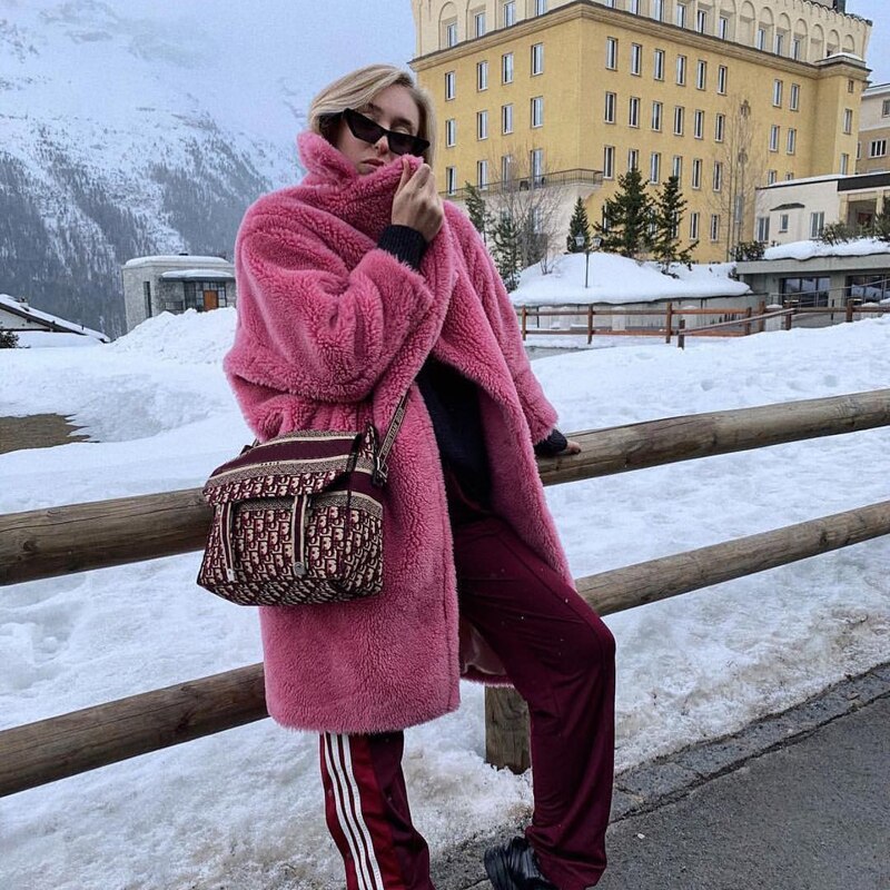 Gracefully Styled Coat for Any Occasion