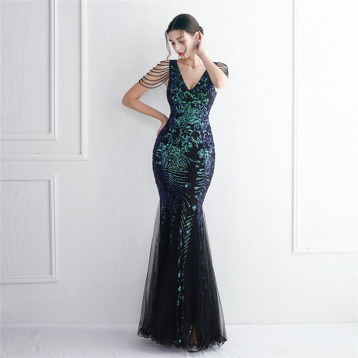 Gracefully Styled Dress for Any Occasion