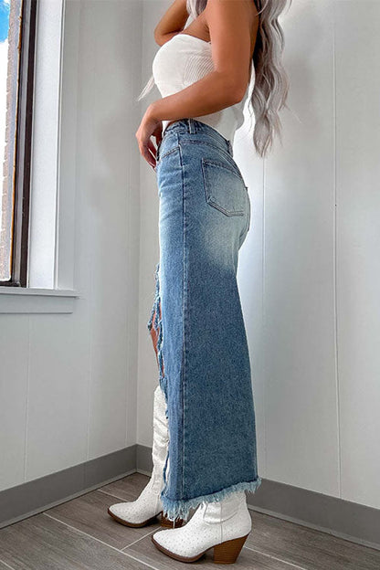 Well Tailored Garment with a Graceful Silhouette