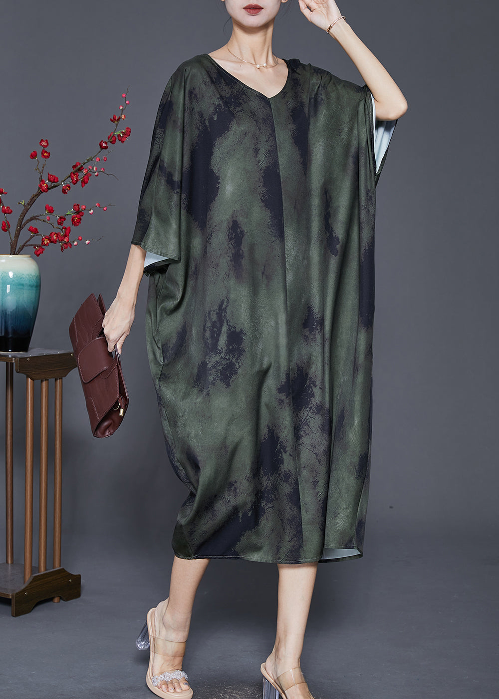 Classic Vintage Dress with a Flattering Fit