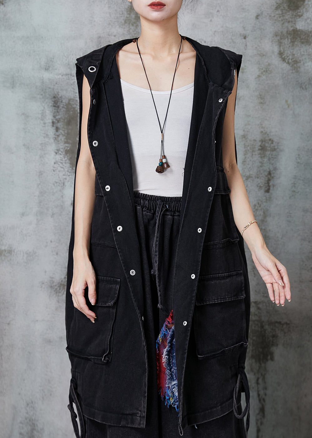 Well Tailored Garment with a Graceful Silhouette