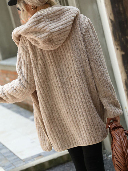 Well Tailored Garment with a Graceful Silhouette