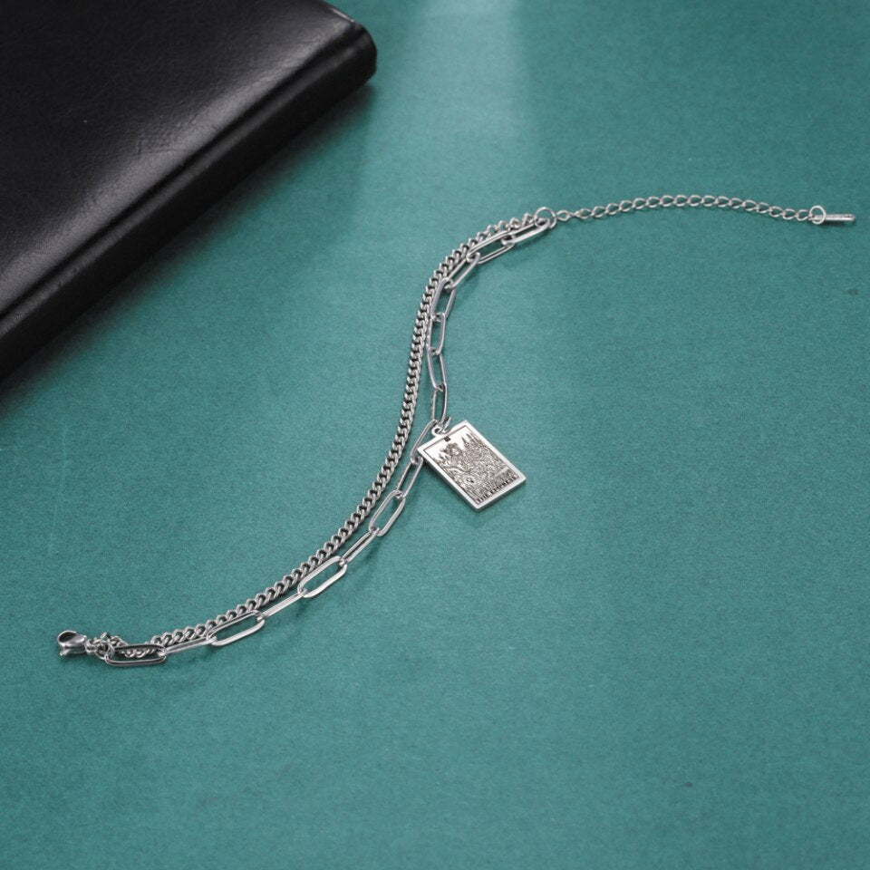 Sophisticated Garment with a Clean Classic Look