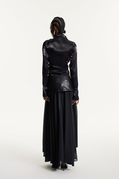 A Vintage Style Top with Delicate Timeless Details