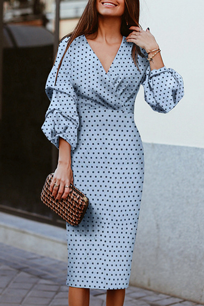 Classic Vintage & Enduringly Stylish Dress