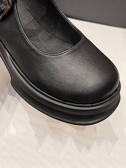A Vintage Style Shoes with Delicate Timeless Details
