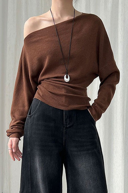 A Vintage Style Top with Delicate Timeless Details
