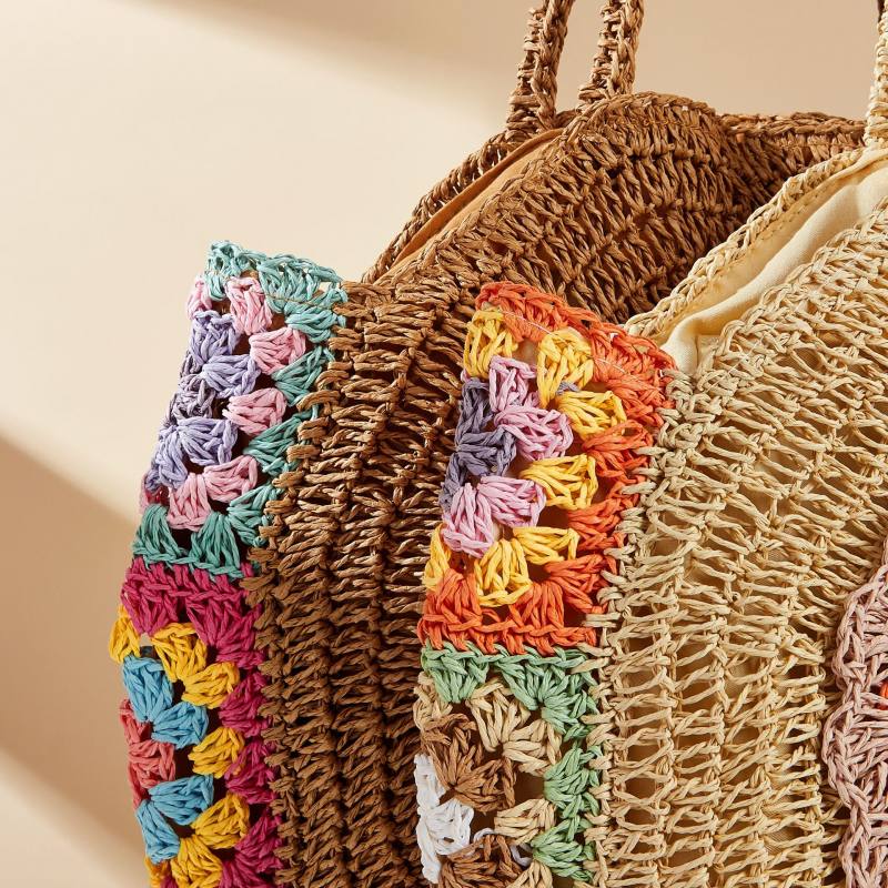 Well Tailored Bag with a Graceful Silhouette