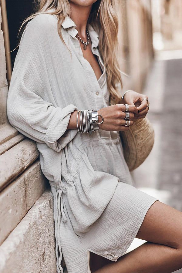 Effortlessly Elegant Dress with a Timeless Design