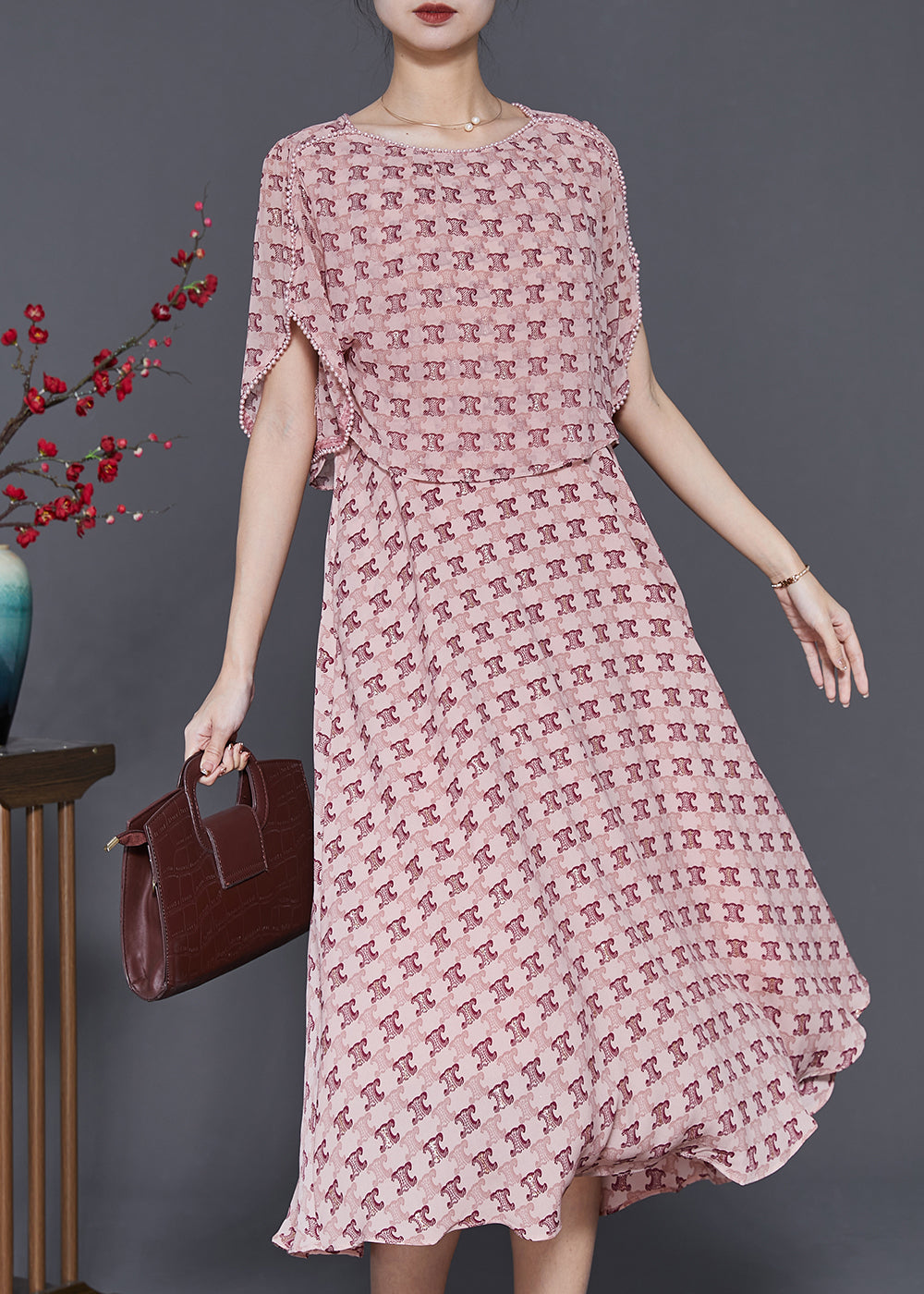 Gracefully Styled Dress for Any Occasion