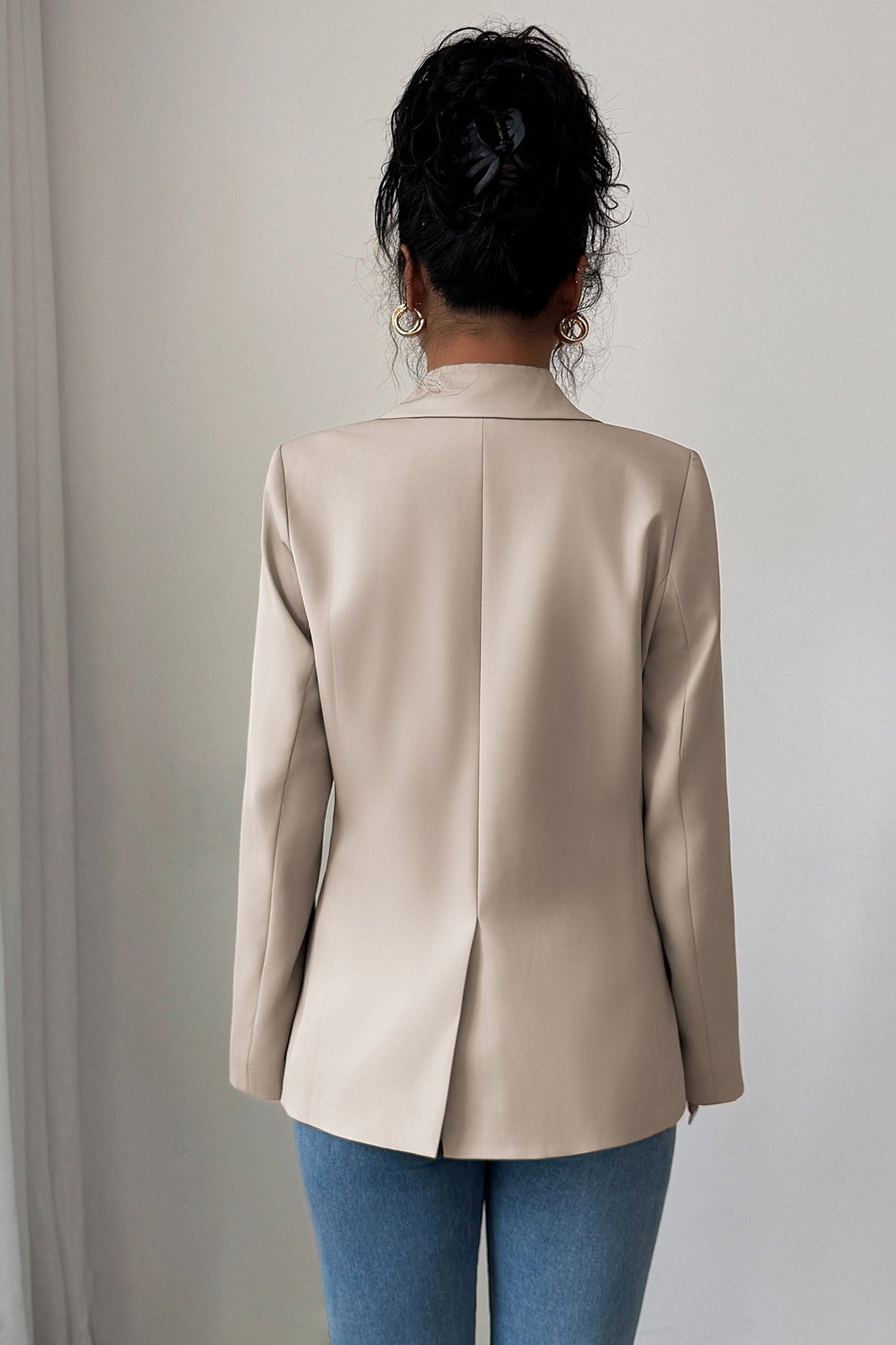 Gracefully Styled Garment for Any Occasion