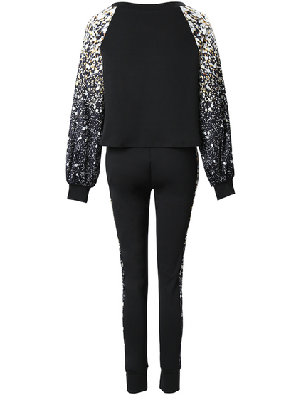 Well Tailored Pants with a Graceful Silhouette