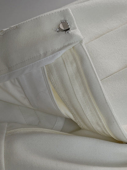 Polished Pants with an Effortless Classic Look
