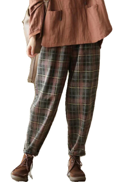 Elegantly Styled Pants for Everyday Wear