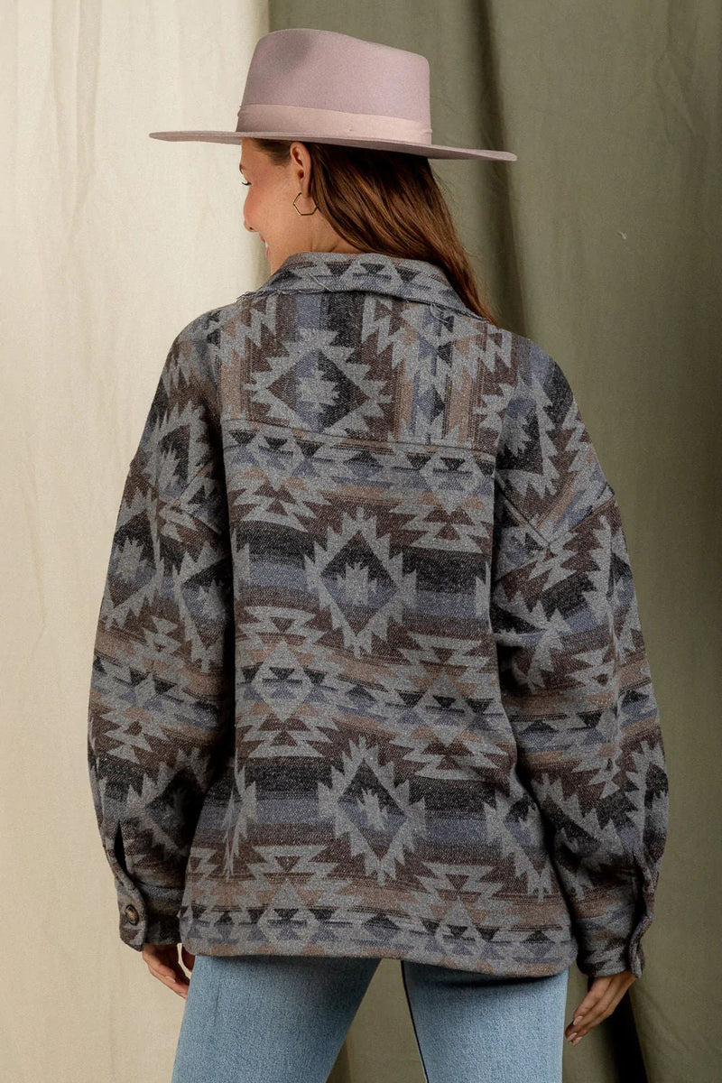 Effortlessly Elegant Jacket with a Timeless Design