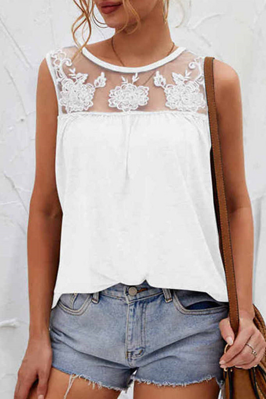 Well Tailored T-Shirt with a Graceful Silhouette