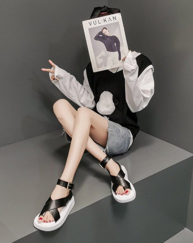 Elegantly Styled Sandals for Everyday Wear