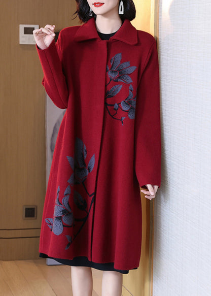 Well Tailored Coat with a Graceful Silhouette