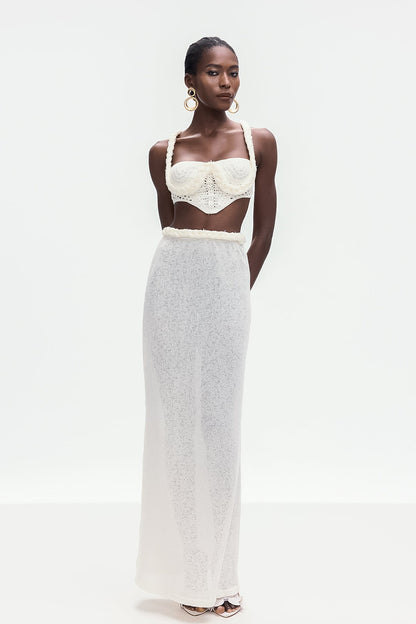 Effortlessly Elegant Garment with a Timeless Design