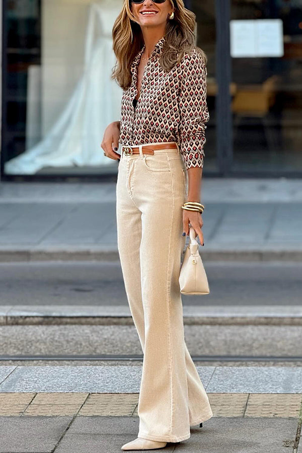 Effortlessly Elegant Shirt with a Timeless Design