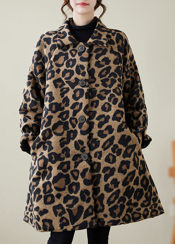 Classic Vintage Coat with a Flattering Fit