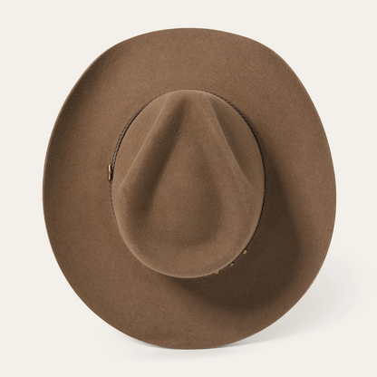 Classic Vintage Garment with a Flattering Fit