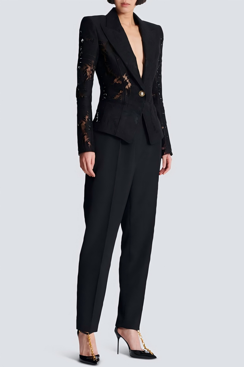 Beautifully Finished Garment in a Timeless Design