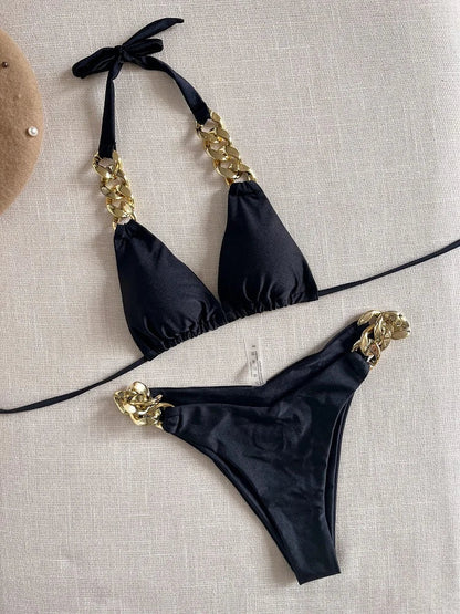Well Tailored Swimsuit with a Graceful Silhouette