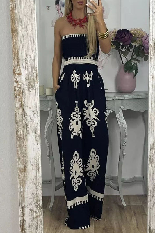 Sophisticated Garment with a Clean Classic Look