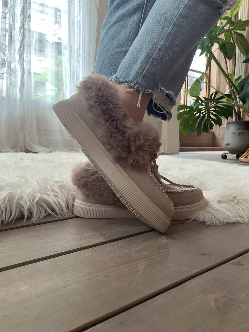 Beautifully Finished Garment in a Timeless Design