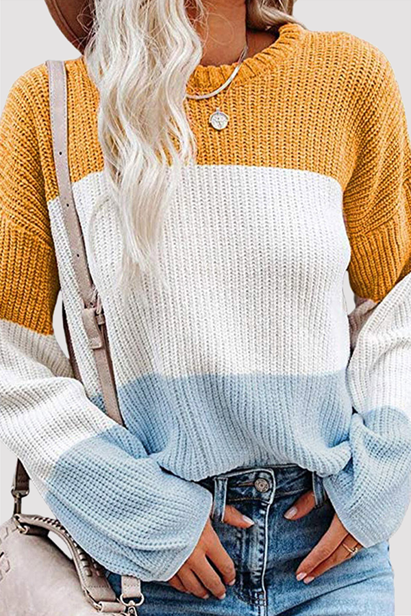 Well Tailored Top with a Graceful Silhouette