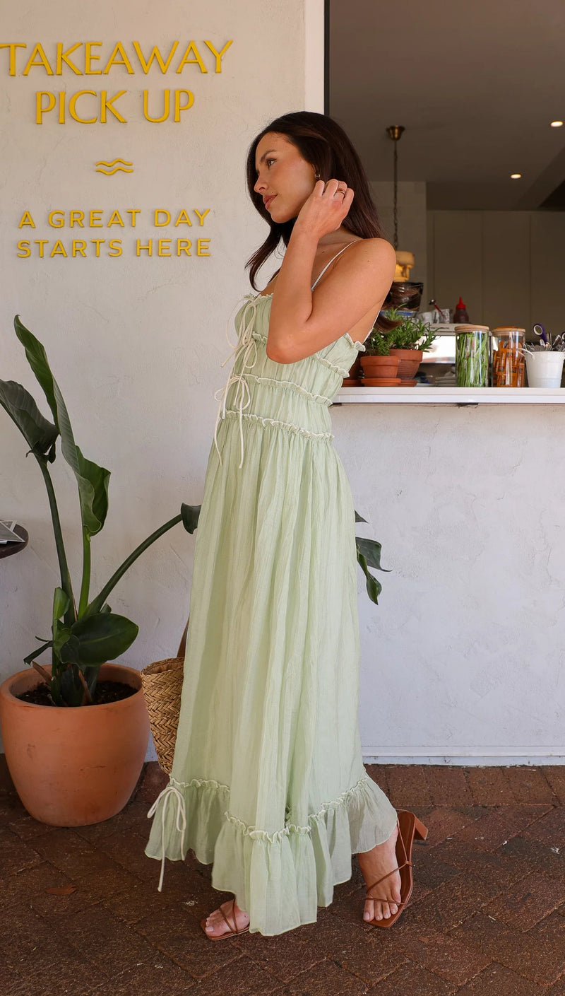 Beautifully Crafted Top in a Classic Style
