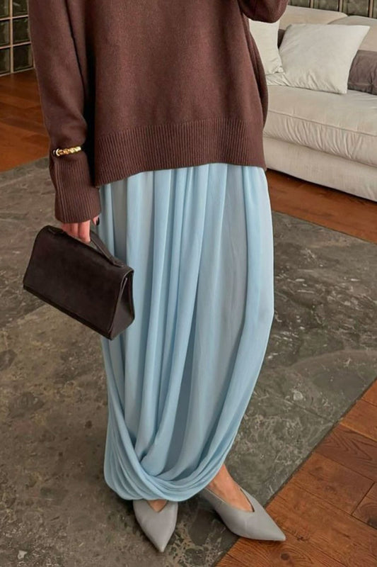 Effortlessly Elegant Garment with a Timeless Design