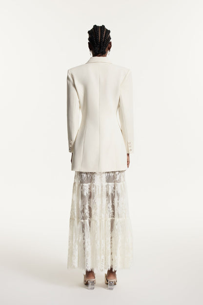 Sophisticated Garment with a Clean Classic Look