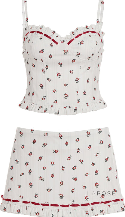 Beautifully Finished Garment in a Timeless Design