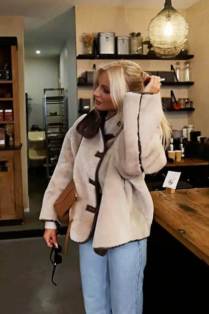 Beautifully Finished Jacket in a Timeless Design
