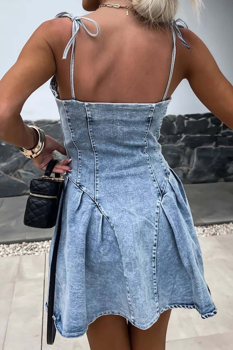 Beautifully Crafted Dress in a Classic Style