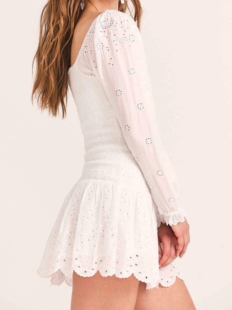 Sophisticated Dress with a Clean Classic Look