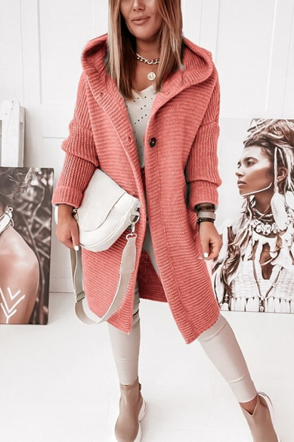 Well Tailored Cardigan with a Graceful Silhouette