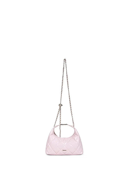 Effortlessly Elegant Bag with a Timeless Design