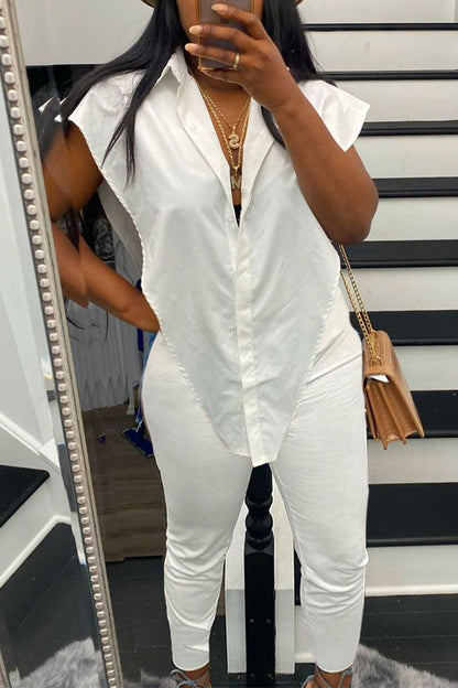 Sophisticated Garment with a Clean Classic Look