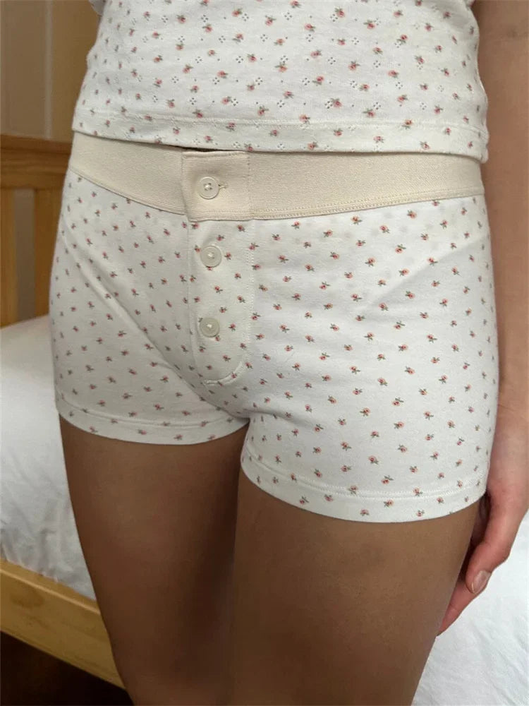 Sophisticated Garment with a Clean Classic Look